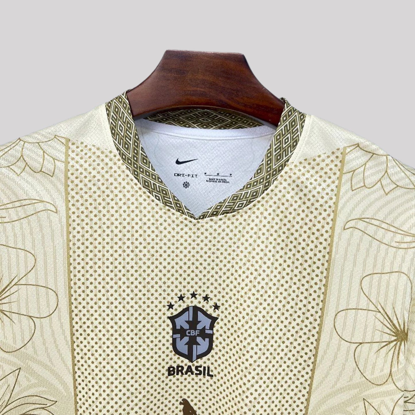 Brazil "Arara Gold" Premium Kit - FutKulture