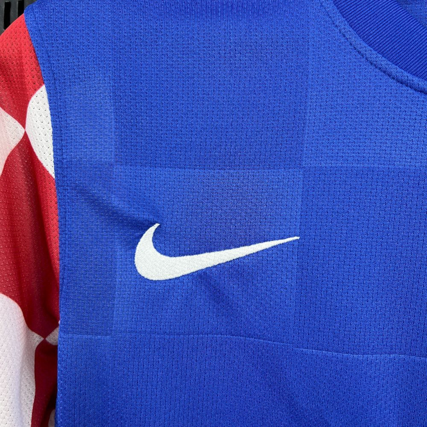 Croatia 2010 Away Retro Football Kit