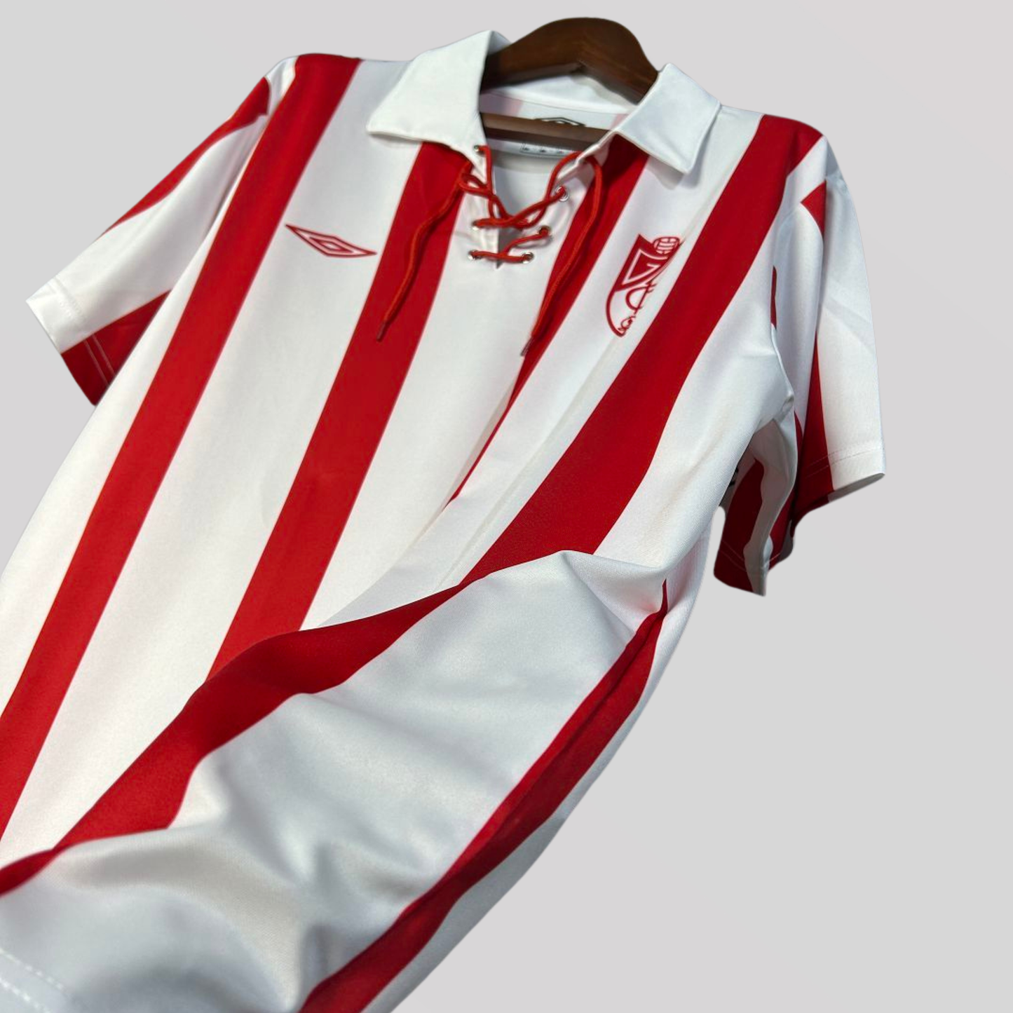 Granada 2005/06 Retro Home Football Kit