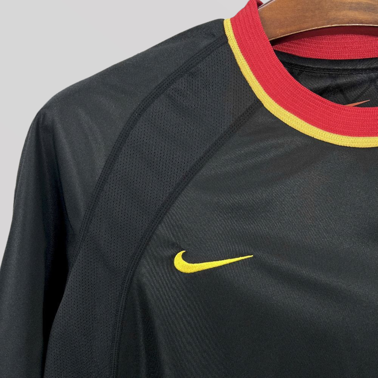 Belgium 2000 Away Retro Football Kit