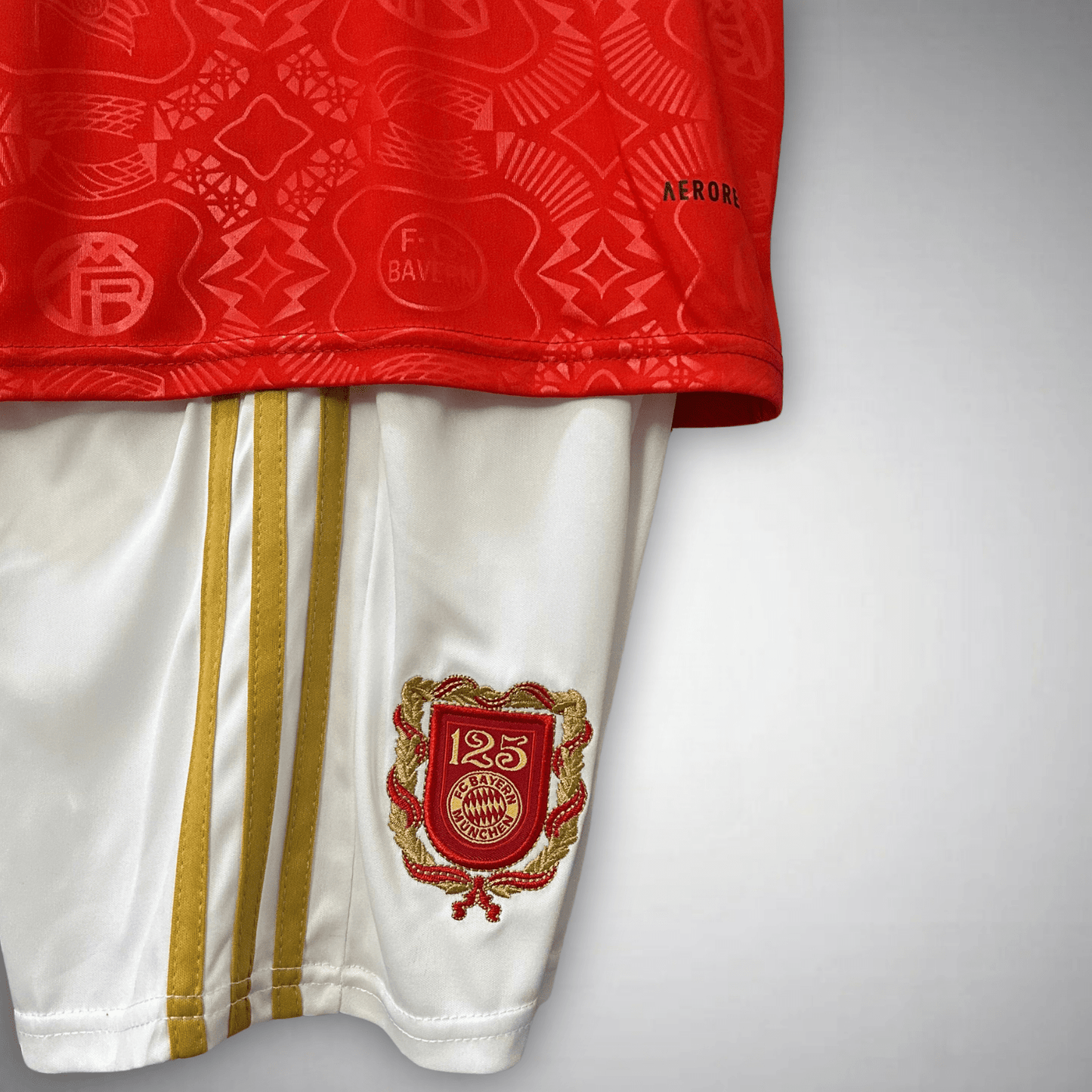 FC Bayern 125 Anniversary Kids Size Kit - FutKulture
