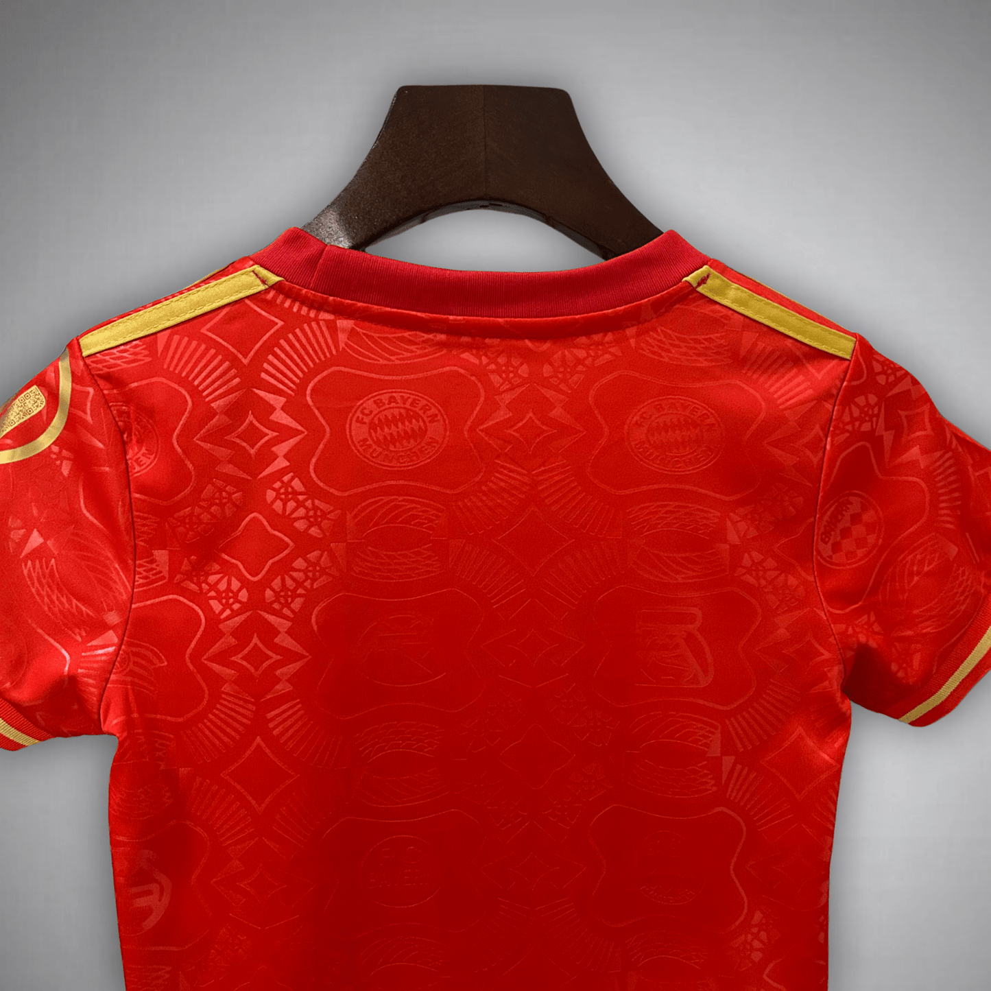 FC Bayern 125 Anniversary Kids Size Kit - FutKulture