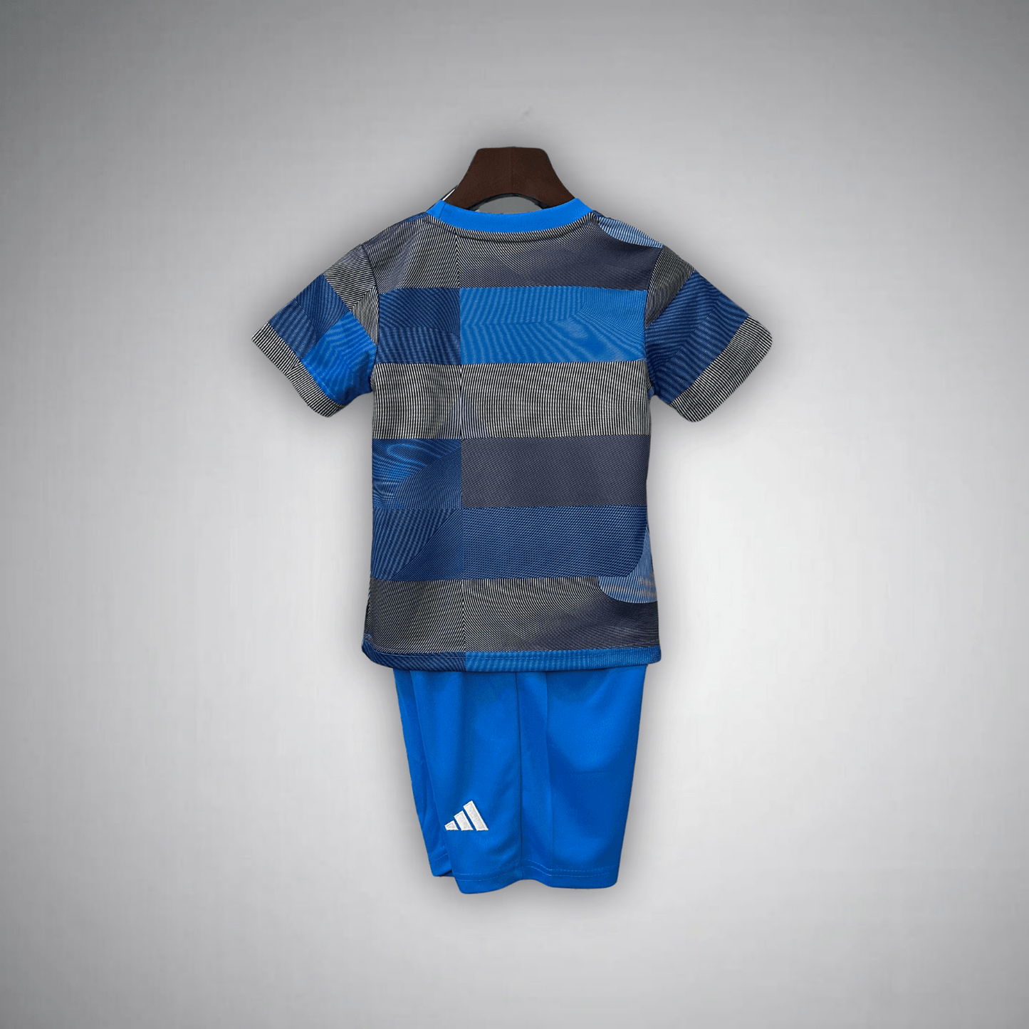 Real Madrid "Cibeles Wave" Premium Kids Size Kit - FutKulture
