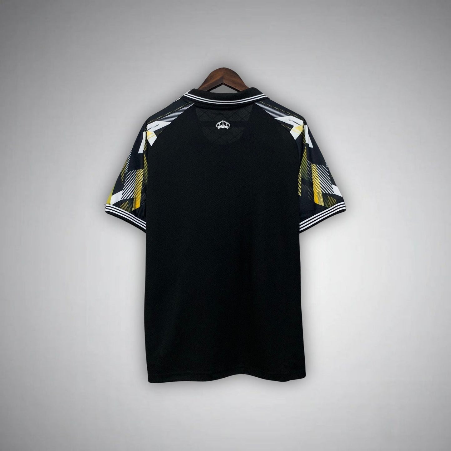 Real Madrid "Nocturno" Premium Kit - FutKulture