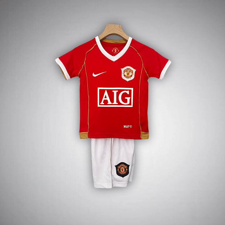 06/07 Manchester United Home Kids Size Kit - FutKulture