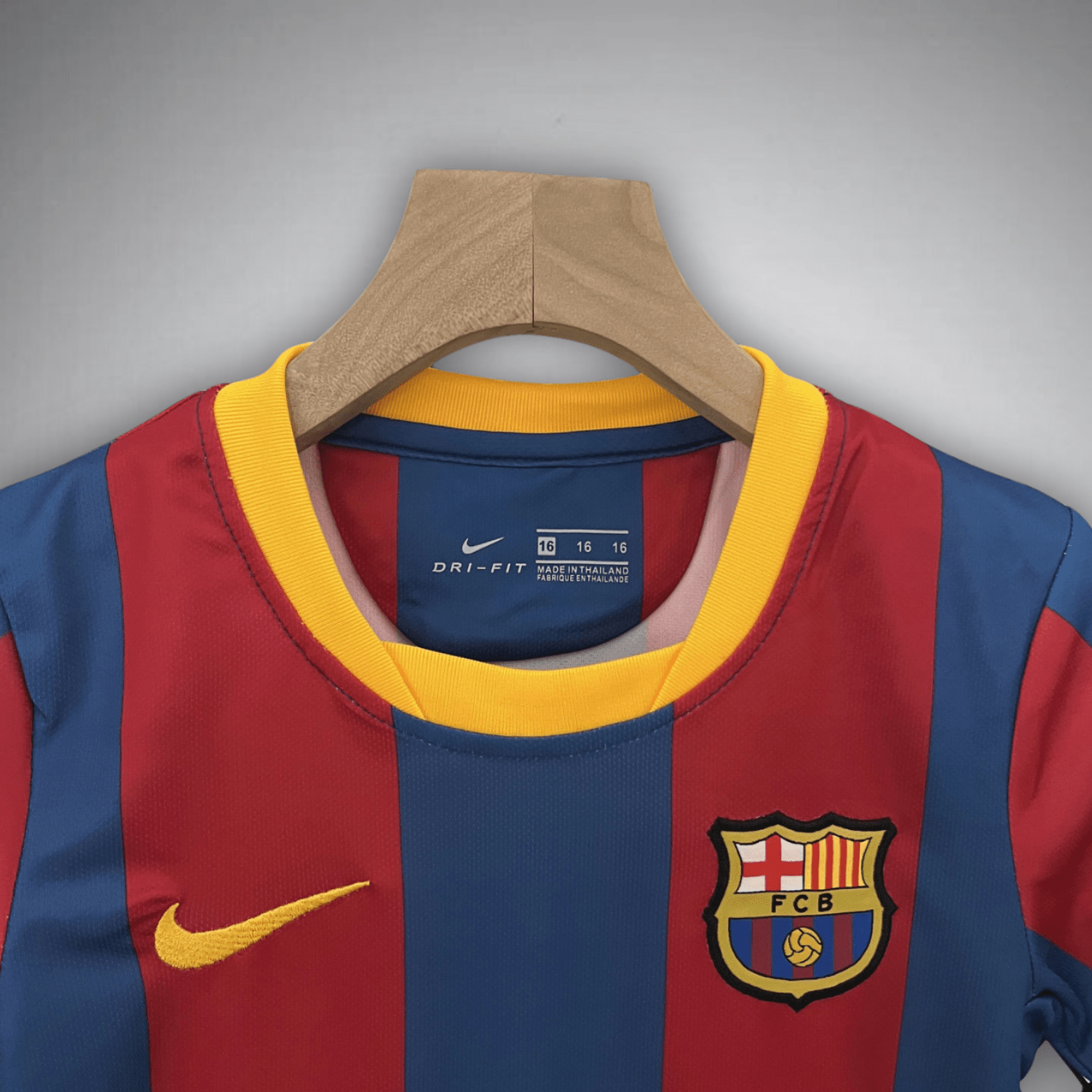 10/11 FC Barcelona Home Kids Size Kit - FutKulture