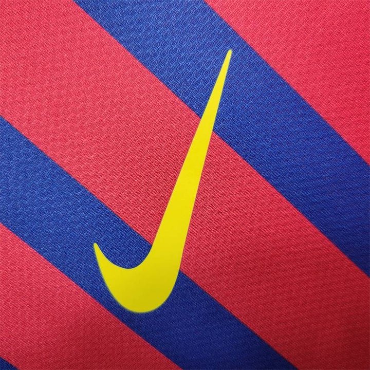 11/12 FC Barcelona Home Kit - FutKulture