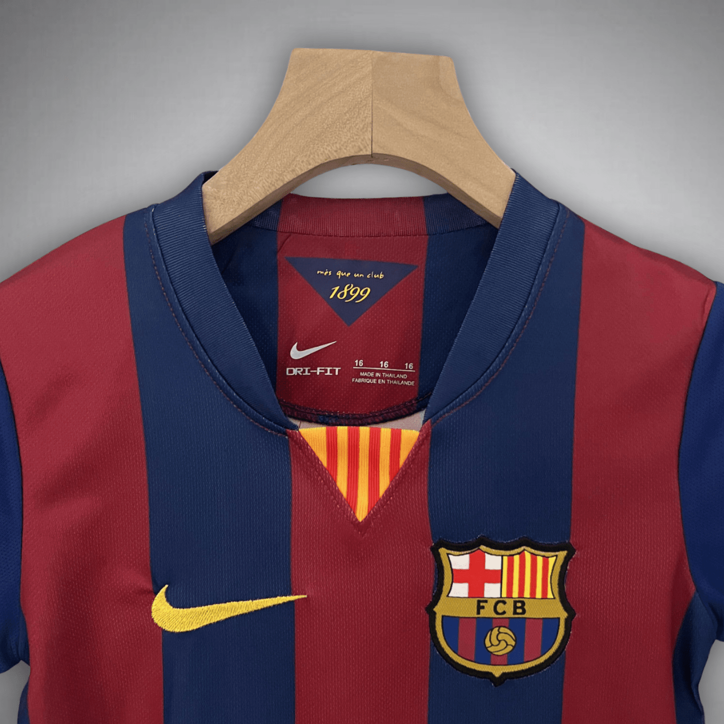 14/15 FC Barcelona Home Kids Size Kit - FutKulture