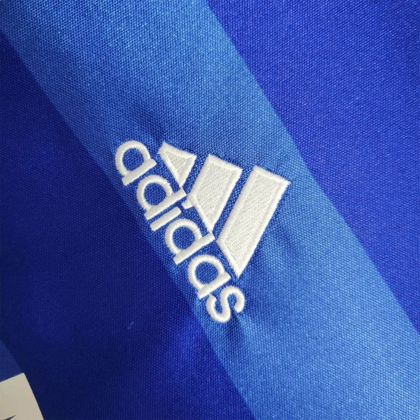 2011/12 Chelsea Home Kit