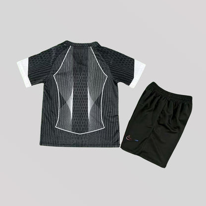 Barcelona "Black Dream" Kids Size Kit