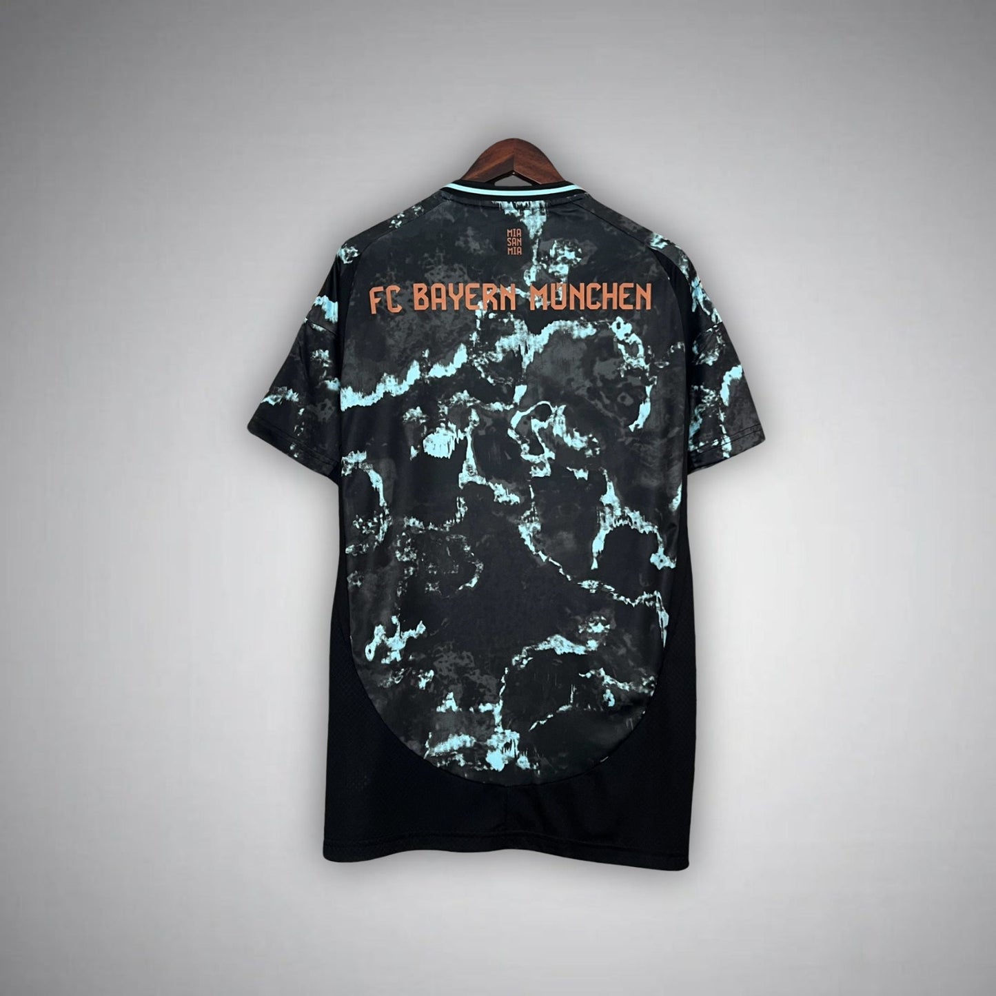 24/25 Bayern München Away Premium Kit - FutKulture