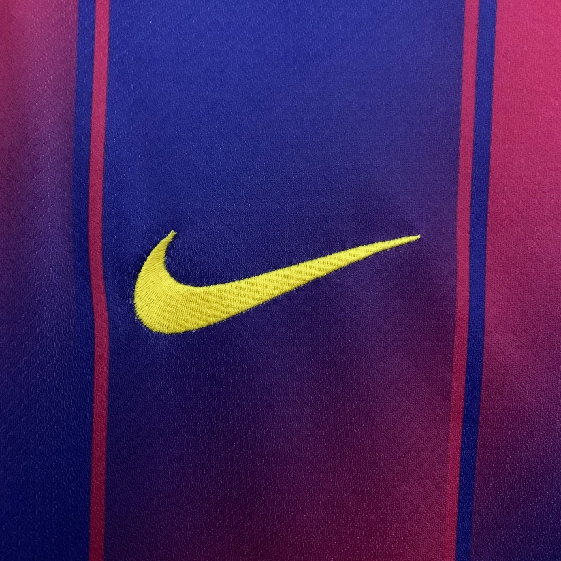 25/26 FC Barcelona Home Kit - FutKulture