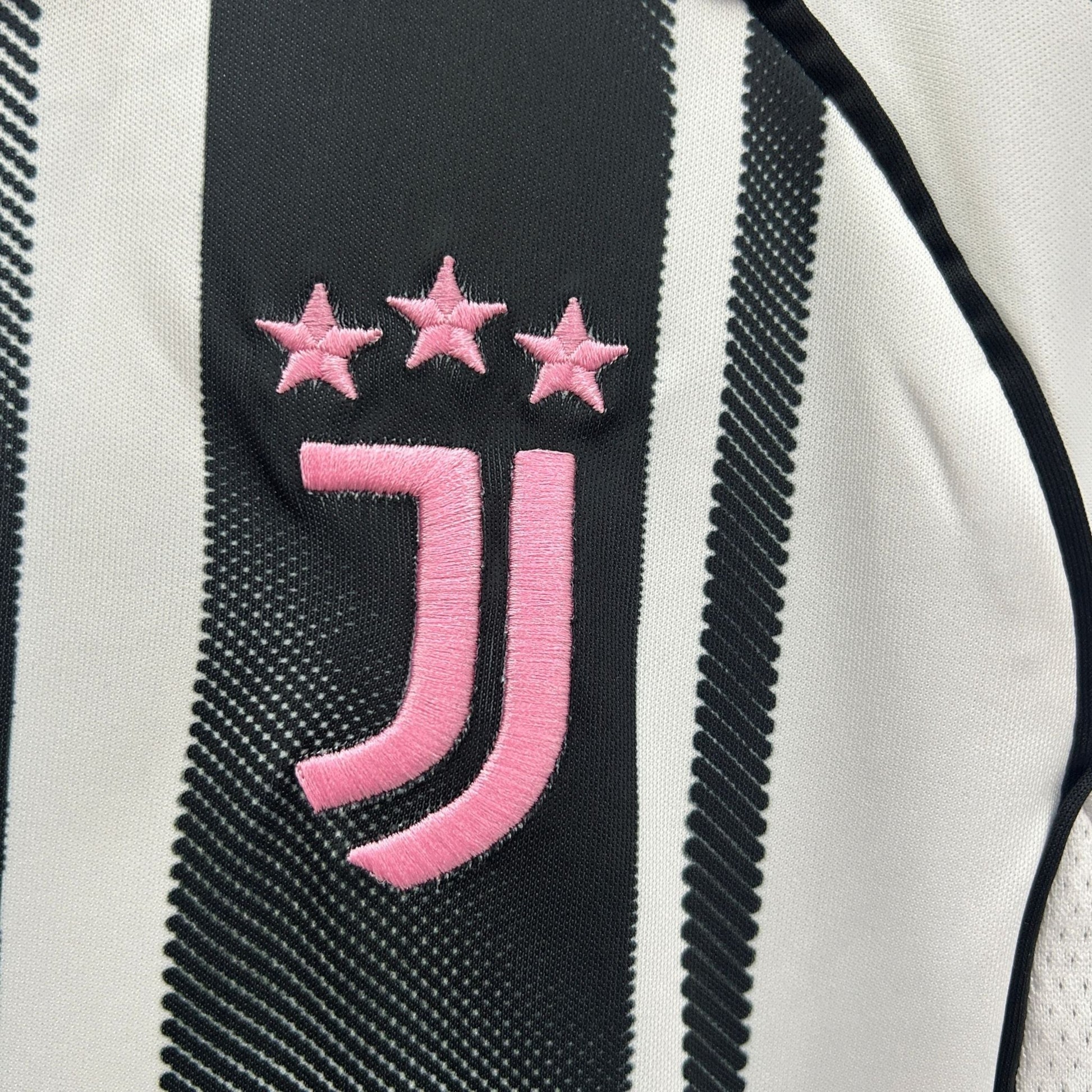 25/26 Juventus Home Kids Size Kit - FutKulture