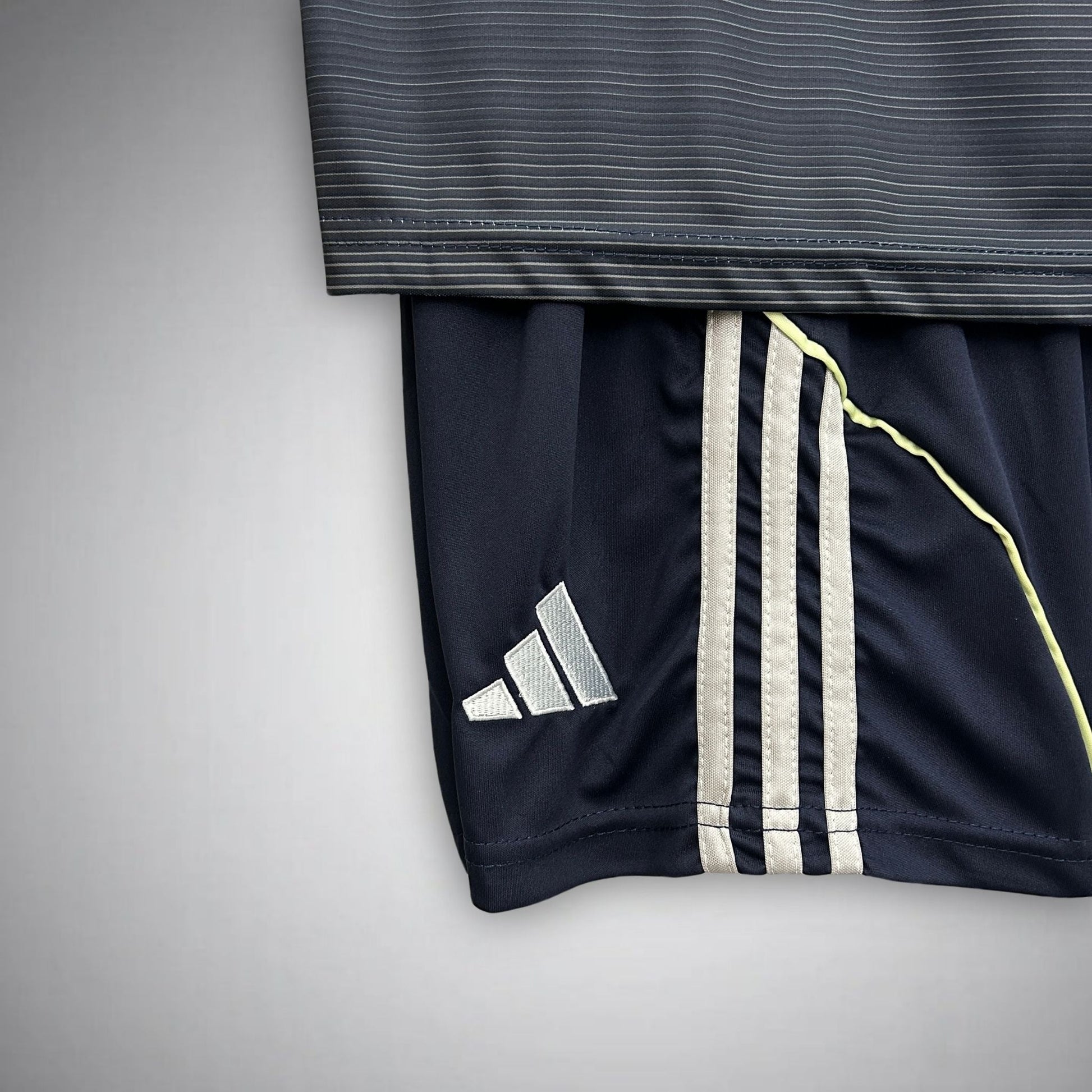 25/26 Real Madrid Away Kids Size Kit - FutKulture