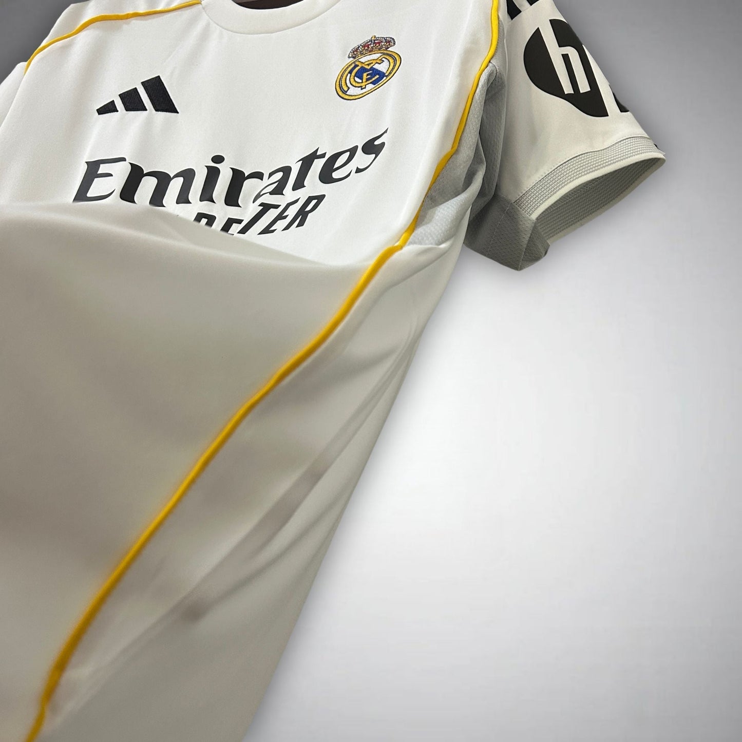 25/26 Real Madrid Home Kit - FutKulture