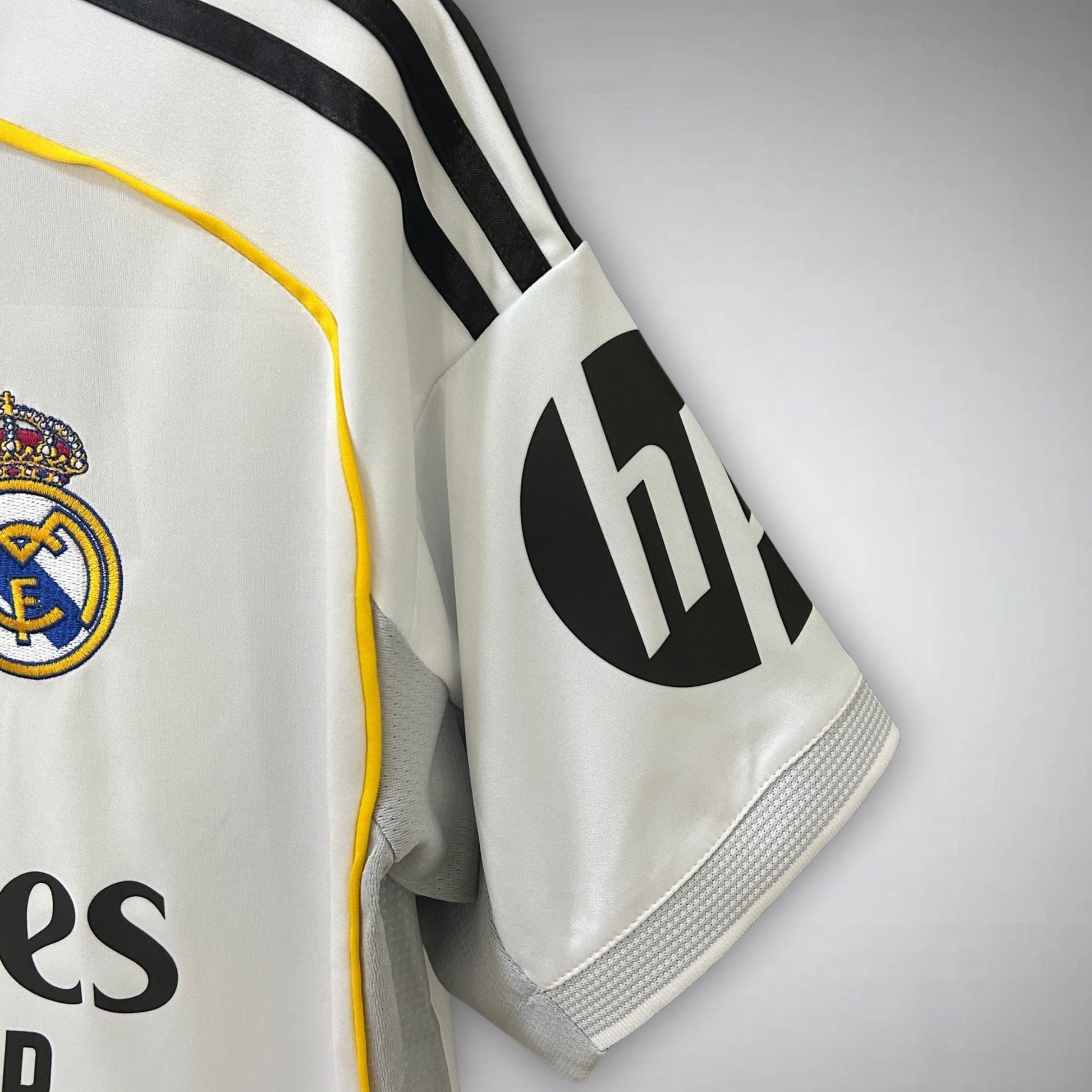 25/26 Real Madrid Home Kit - FutKulture