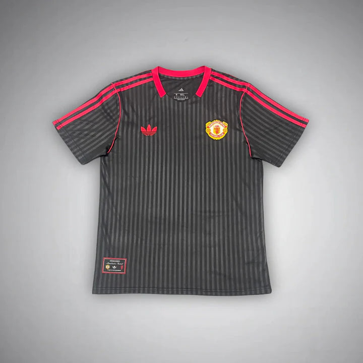Manchester United "Treble Tribute" Premium Kit - FutKulture