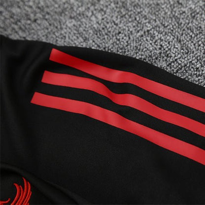 25/26 Liverpool Training Black Tracksuit