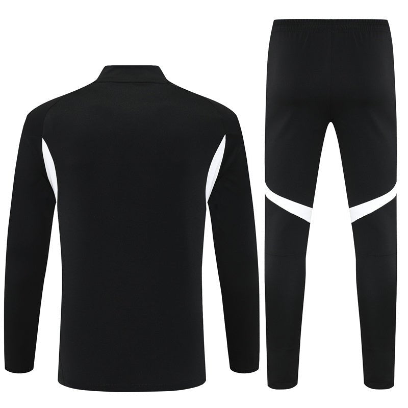 25/26 Liverpool Training Black Tracksuit