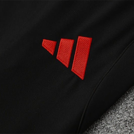 25/26 Liverpool Training Black Tracksuit