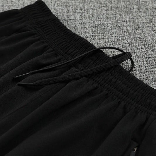 25/26 Liverpool Training Black Tracksuit