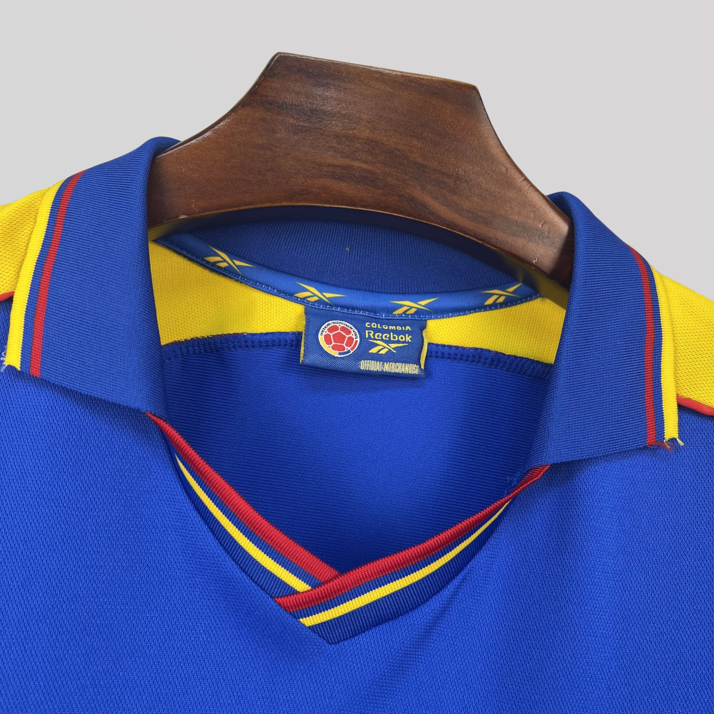 Colombia 1998 Men’s Away Retro Football Kit