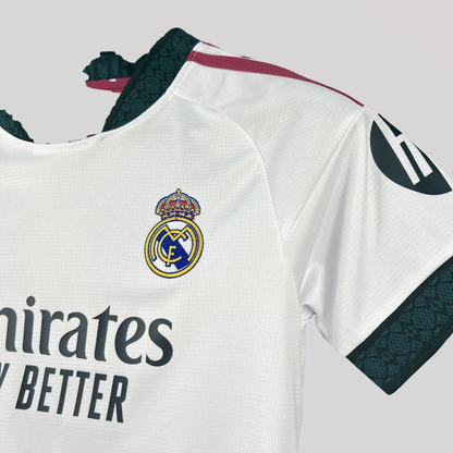 Real Madrid Home Kids Size Kit