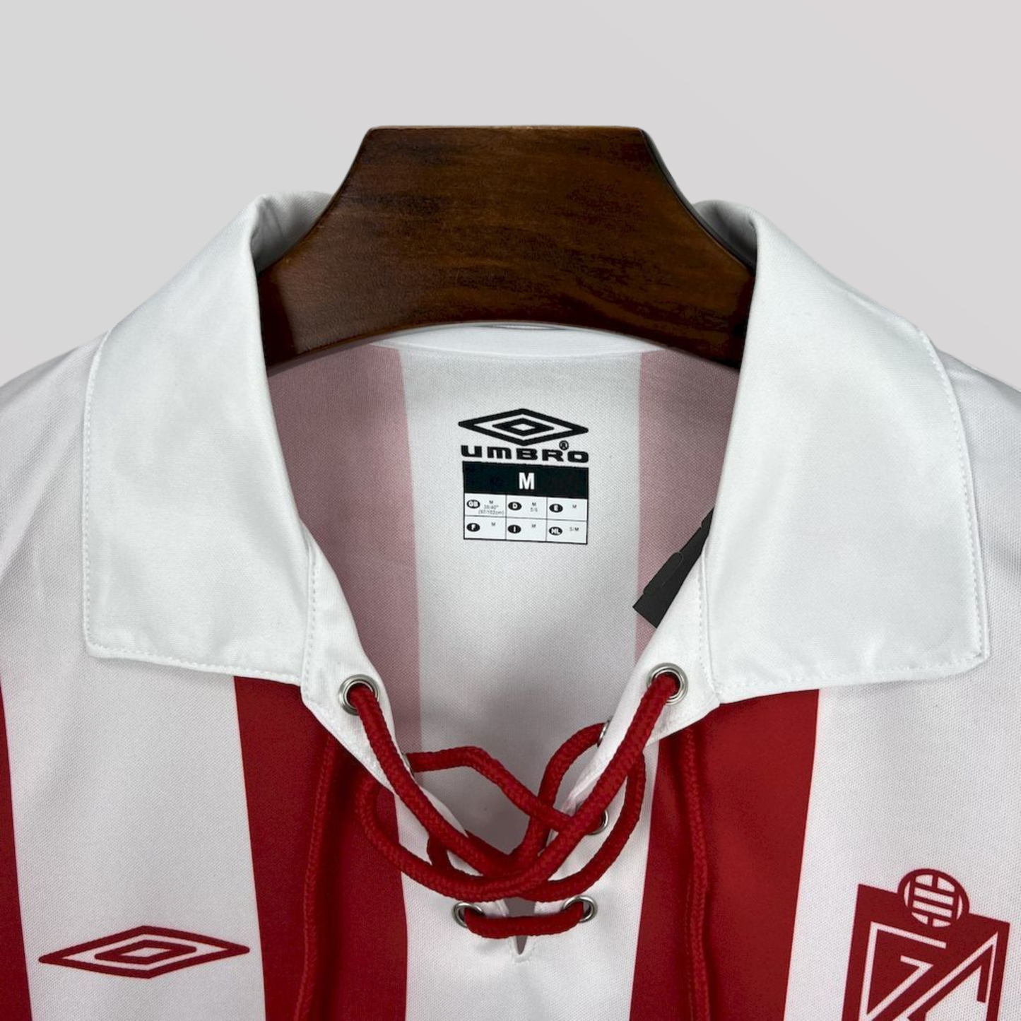 Granada 2005/06 Home Retro Football Kit