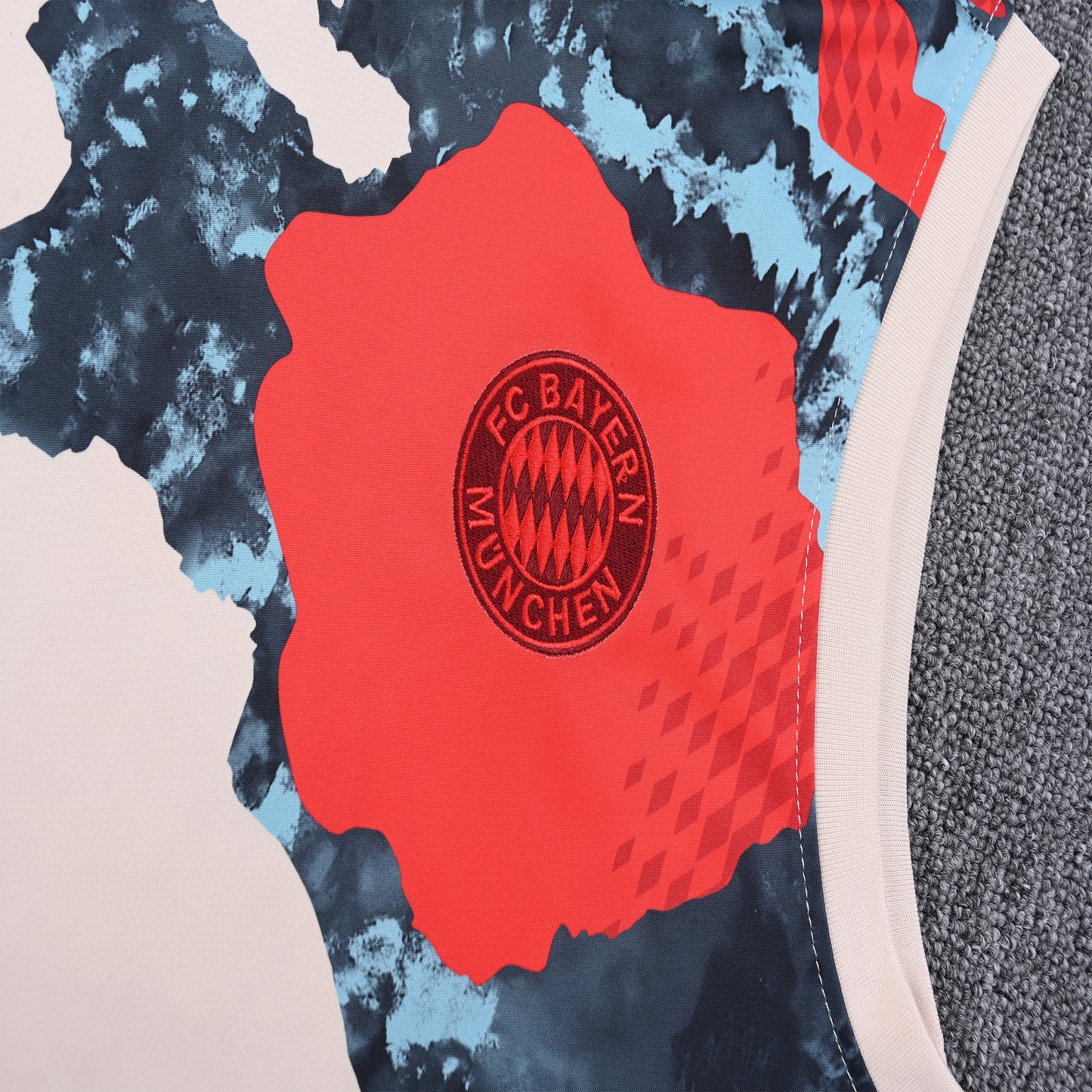FC Bayern Munchen 25/26 Training Kit - FutKulture