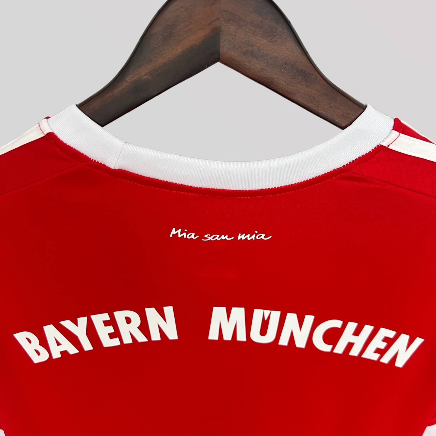 Bayern Munich 2017/18 Home Retro Football Kit
