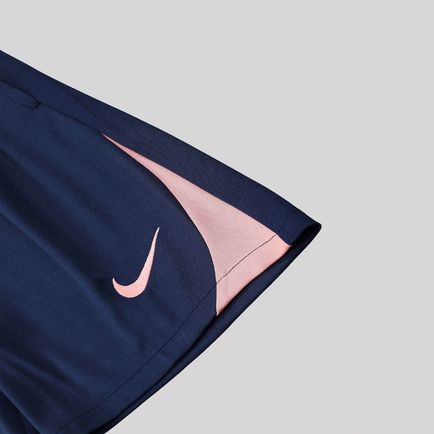 Barcelona Beige 25/26 Training Kit - FutKulture