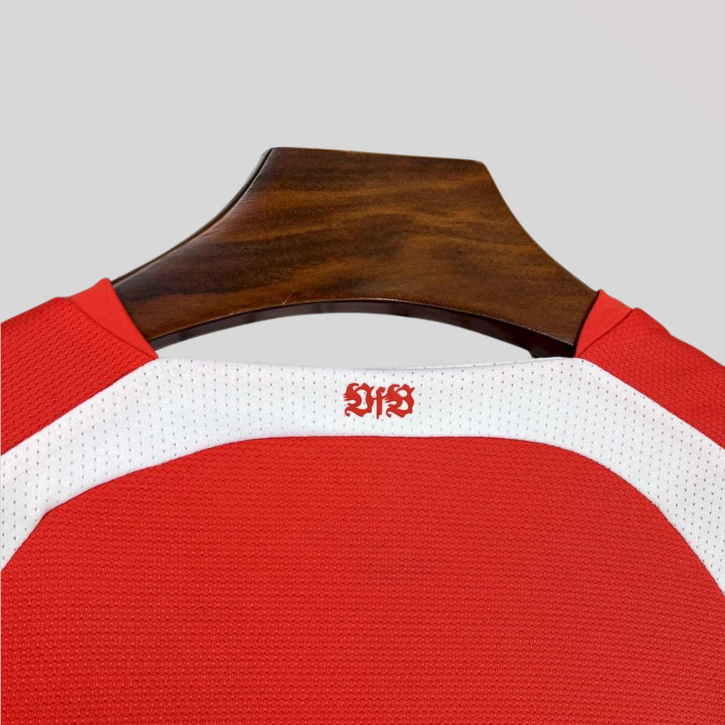 VfB Stuttgart 2006/07 Away Retro Football Kit