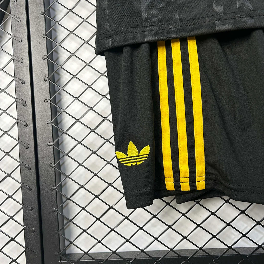 2025/2026 Manchester United Third Away Kids Size Kit