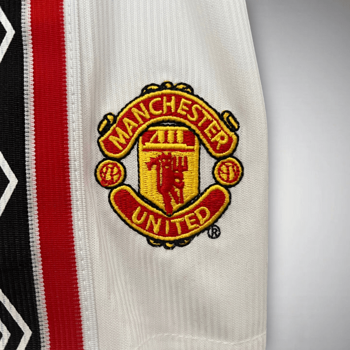 98/99 Manchester United Home Kids Size Kit - FutKulture