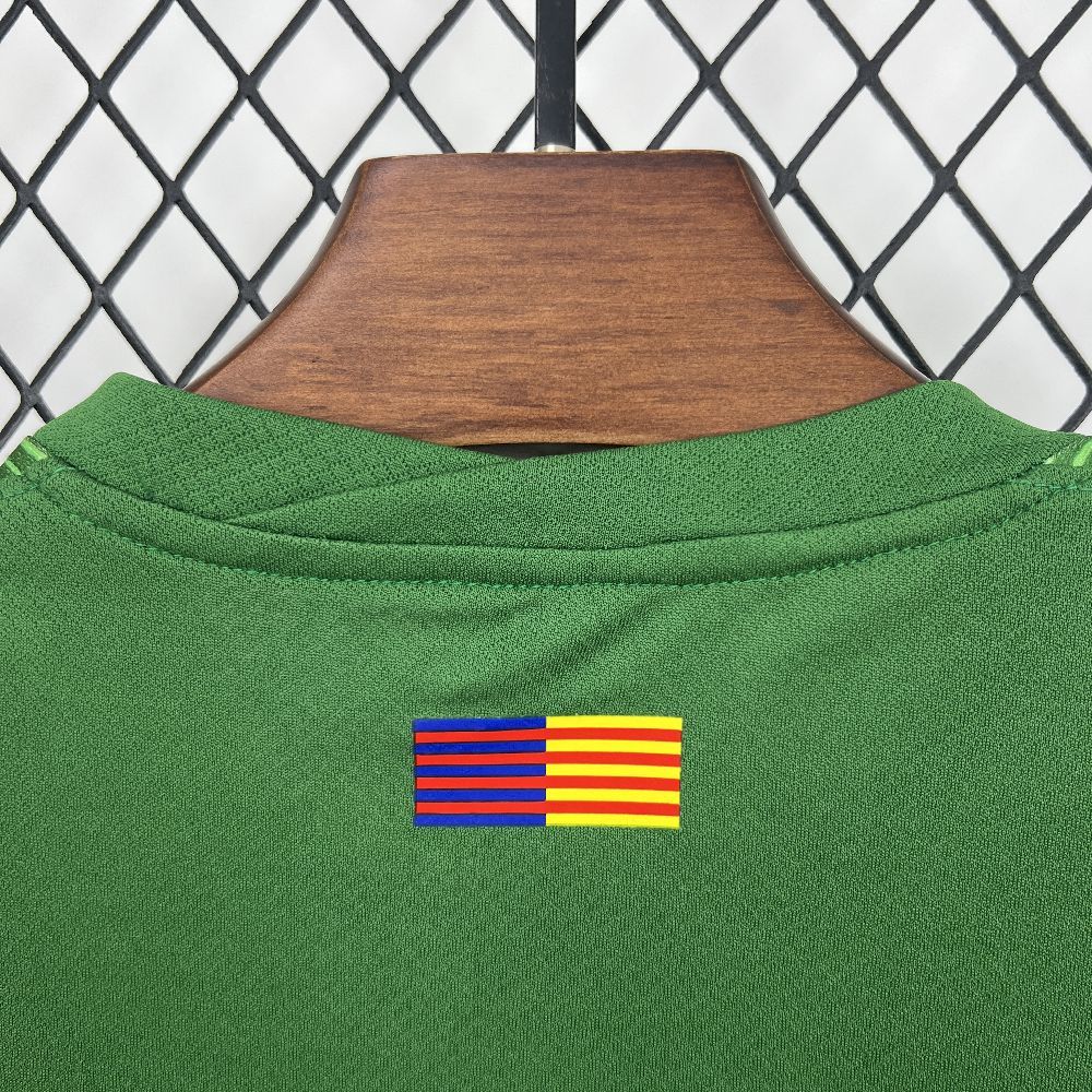 2025/2026 Barcelona Green Goalkeeper Kids Size Kit