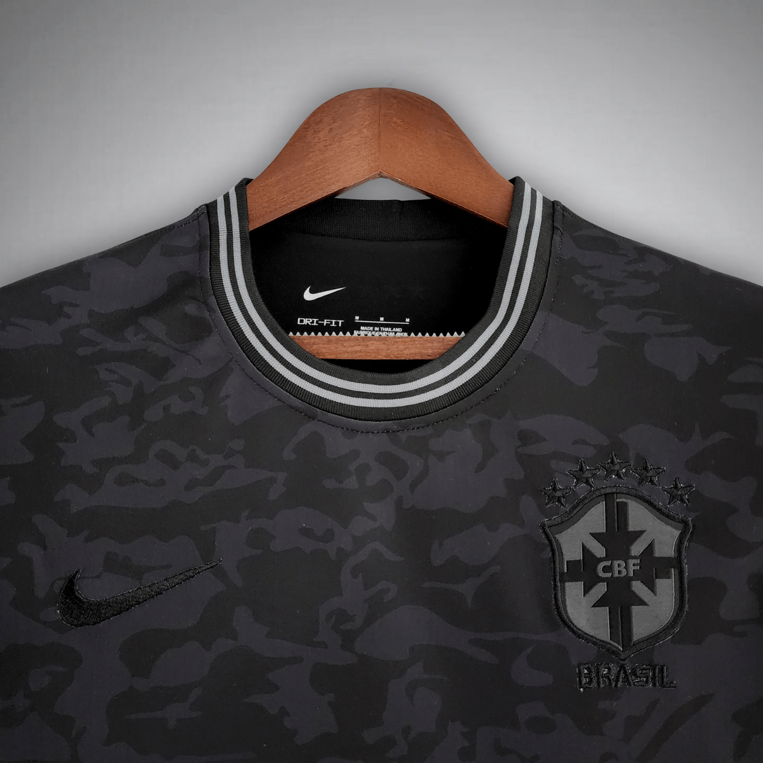 Brazil "Blackout" Premium Kit - FutKulture