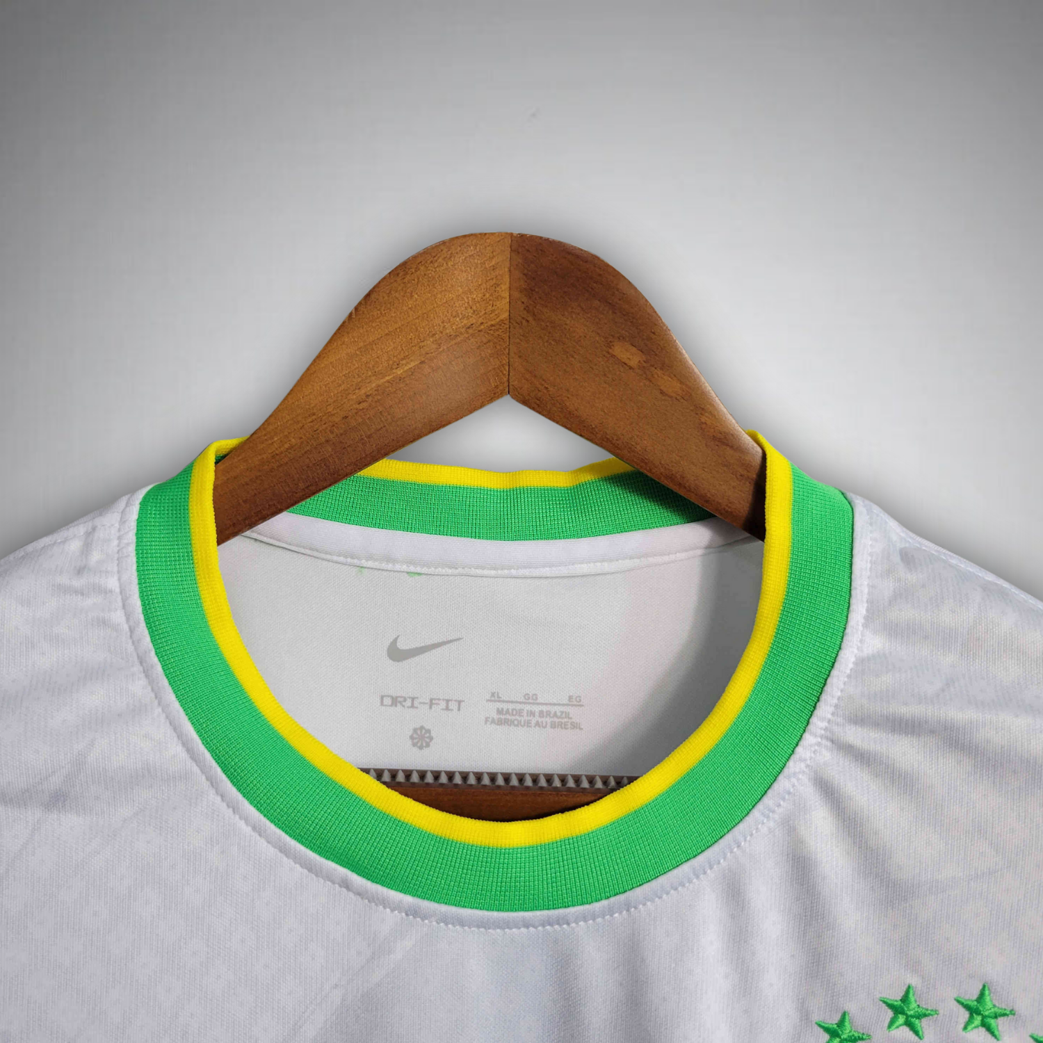 Brazil "Canarinho Flight" Premium Kit - FutKulture