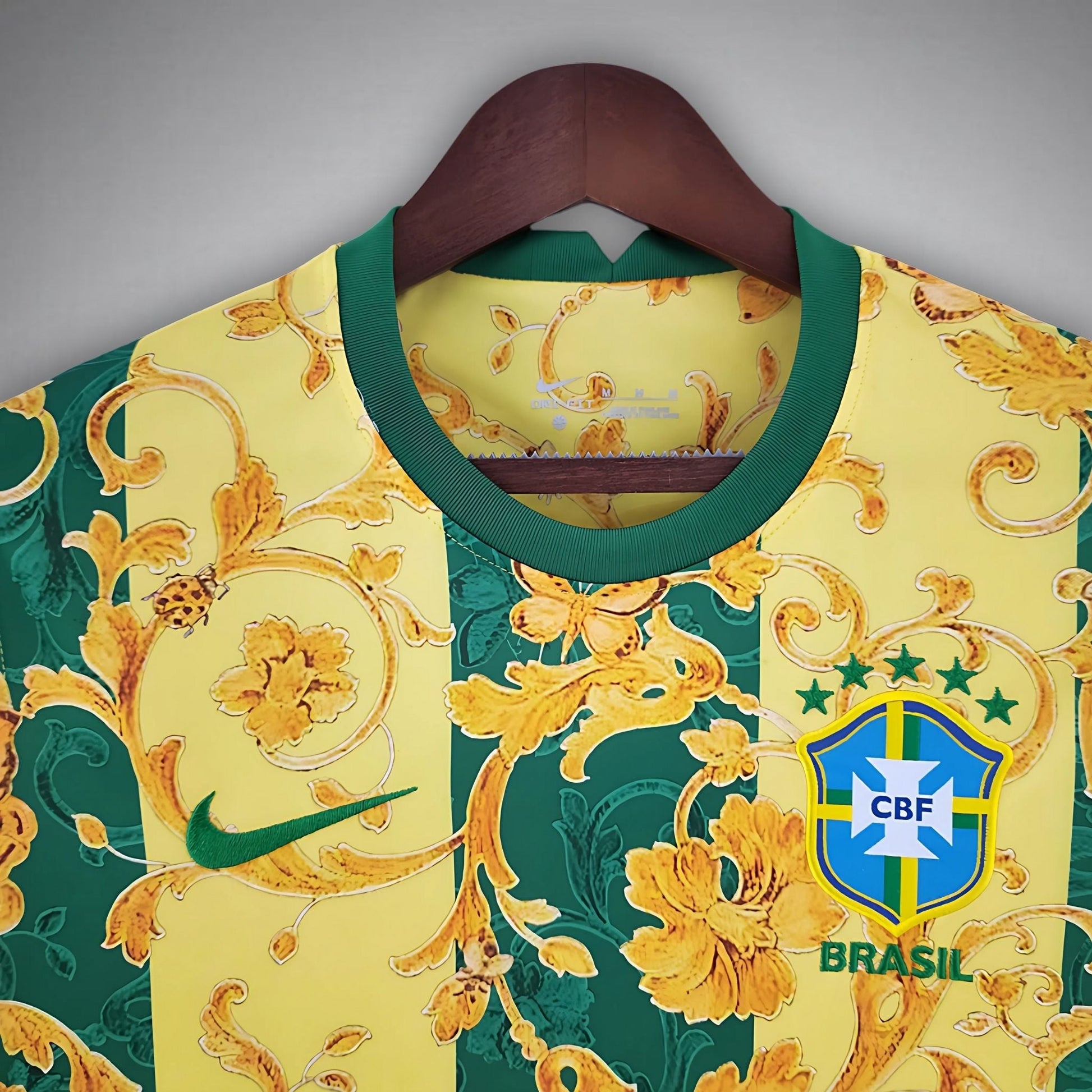 Brazil "Flor de Jogo" Premium Kit - FutKulture