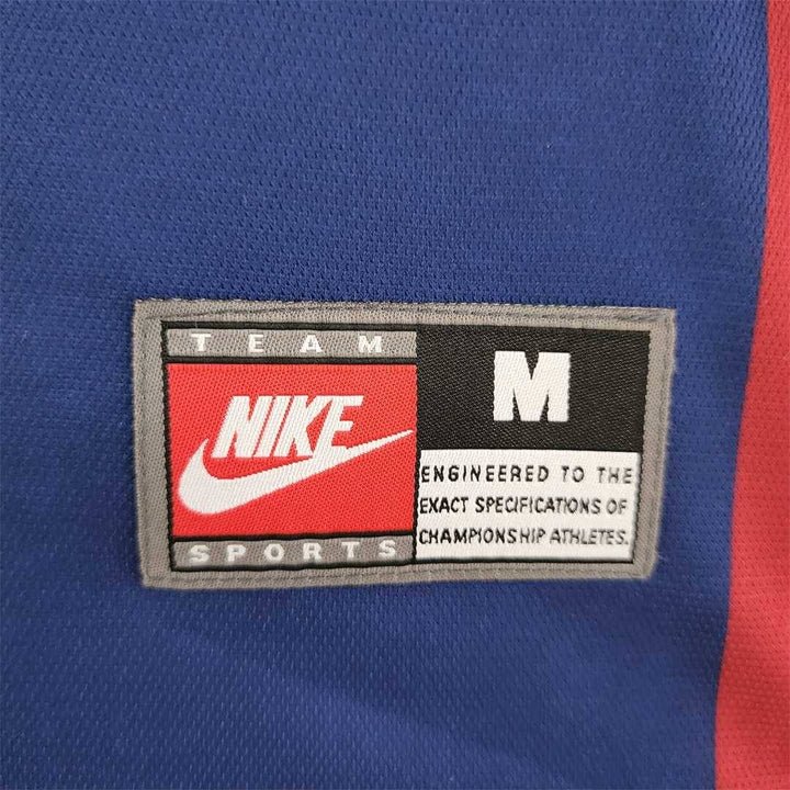 FC Barcelona 1998-1999 Retro Home Kit - FutKulture