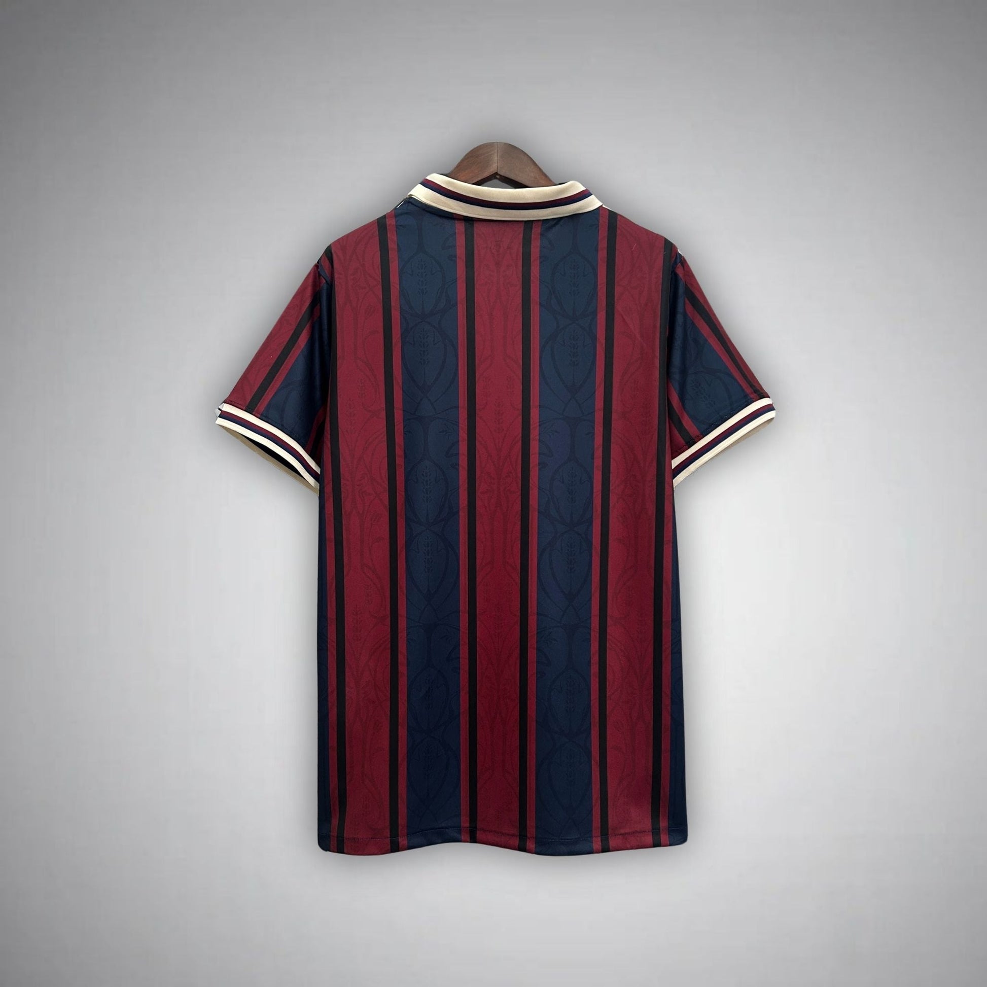 FC Barcelona "Catalan Roots" Premium Kit - FutKulture