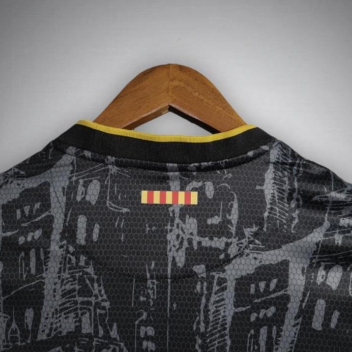 FC Barcelona "Cityscape Symphony" Premium Kit - FutKulture