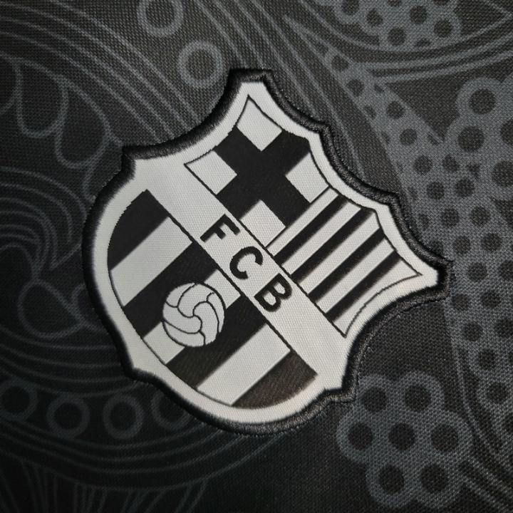 FC Barcelona "Noir Fleur" Premium Kit - FutKulture