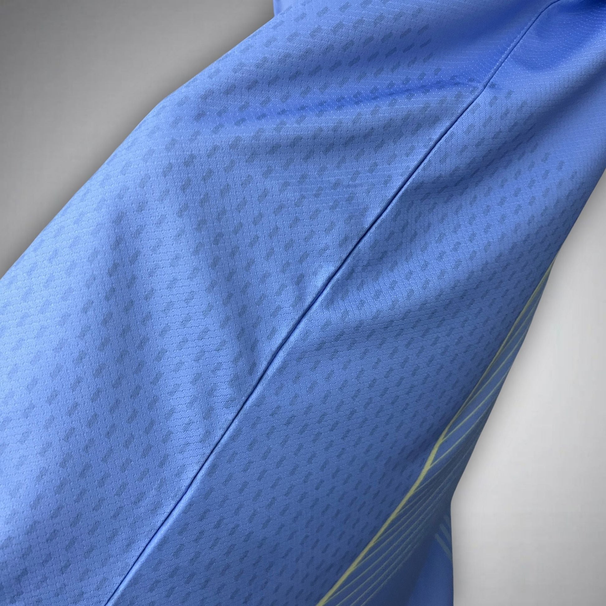 FC Barcelona "Voltage" Premium Kit - FutKulture