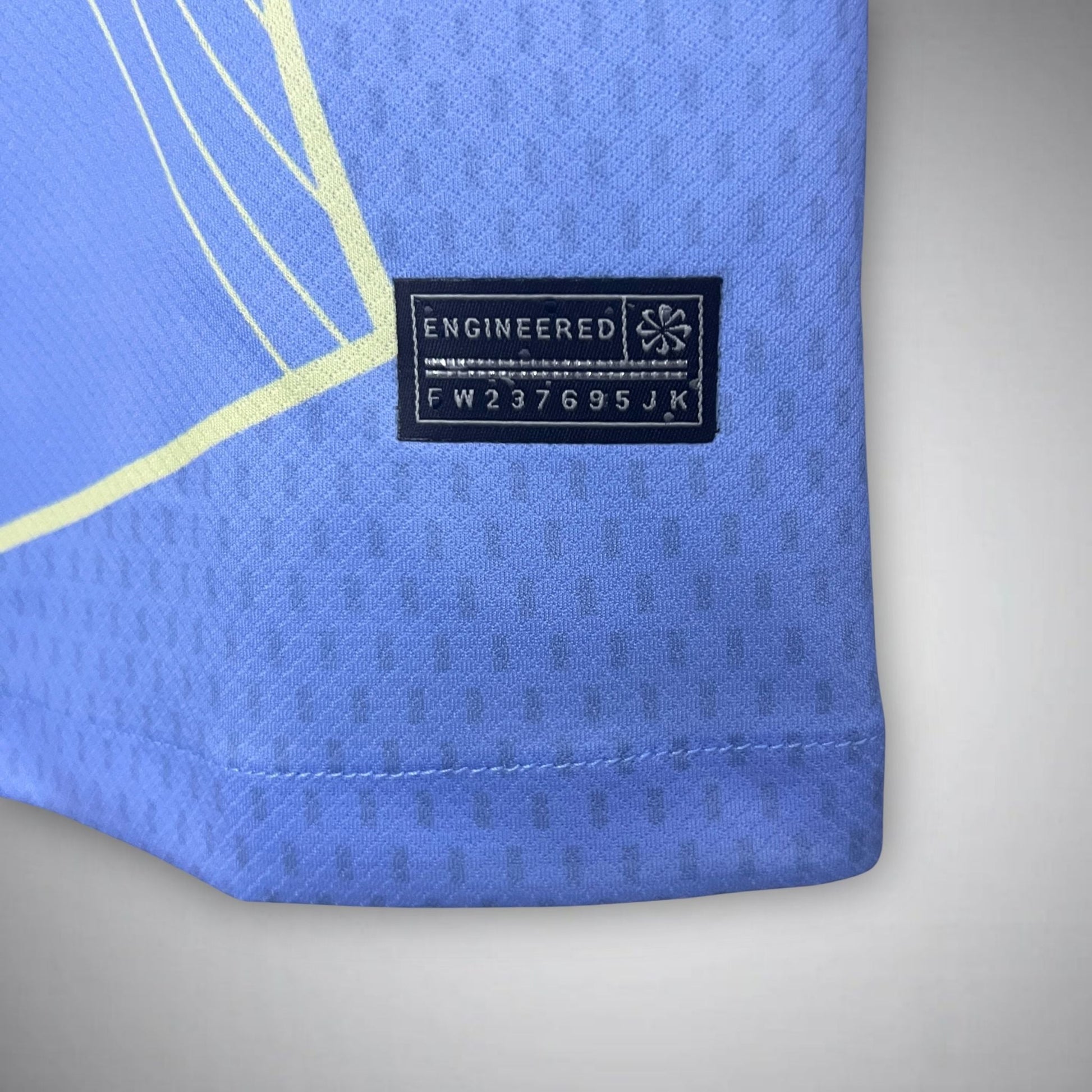 FC Barcelona "Voltage" Premium Kit - FutKulture