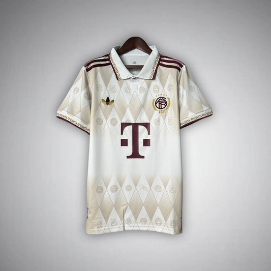FC Bayern "Die Krone" Premium Kit - FutKulture