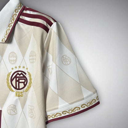FC Bayern "Die Krone" Premium Kit - FutKulture