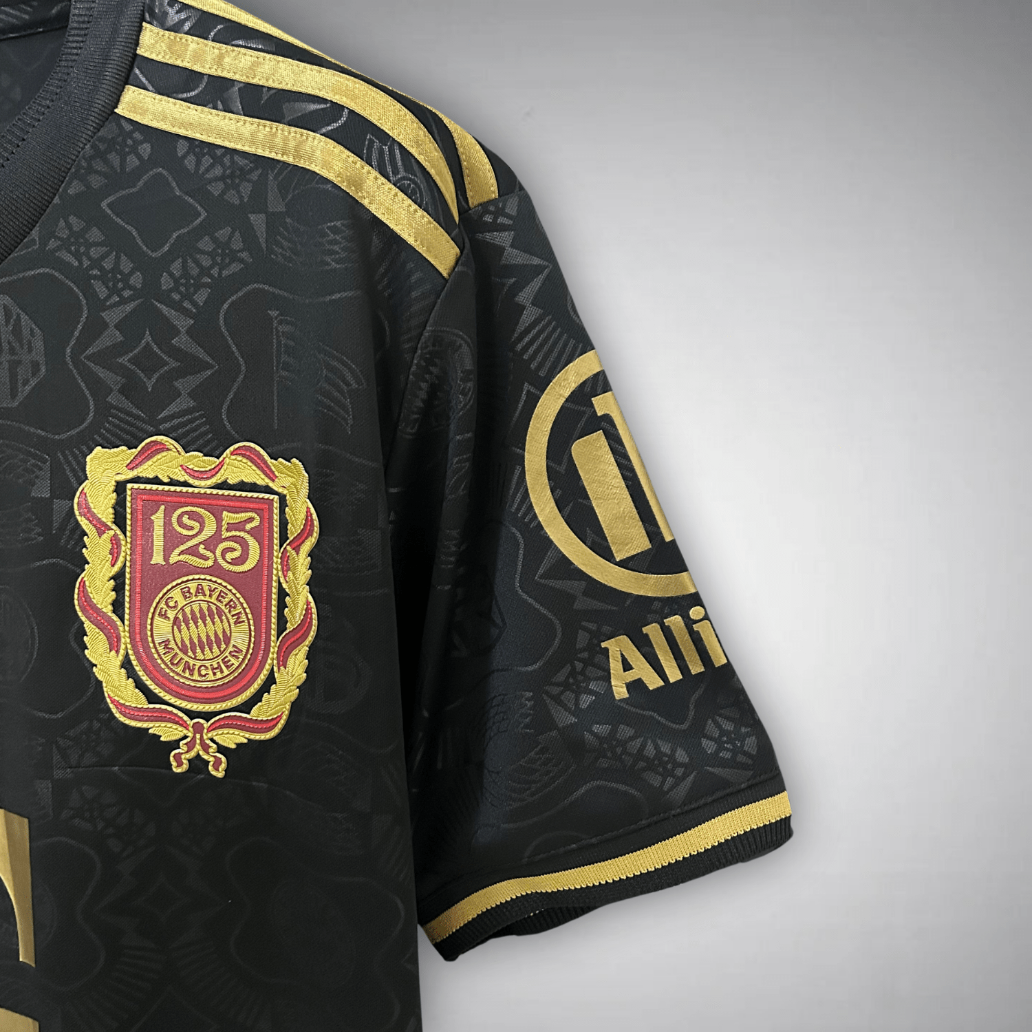 FC Bayern "Luxe Chrome" Premium Kit - FutKulture
