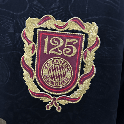 FC Bayern "Luxe Chrome" Premium Kit - FutKulture