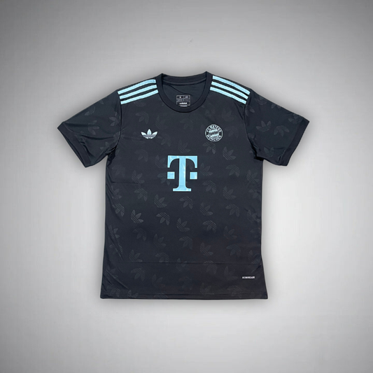 FC Bayern "Sapphire" Premium Kit - FutKulture