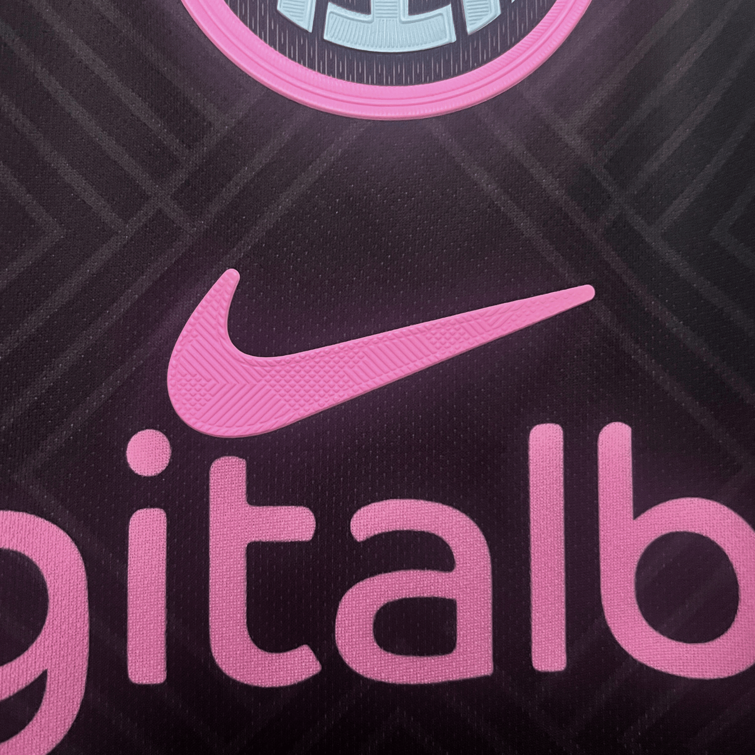 Inter Milan "Serpente Rosa" Premium Kit - FutKulture